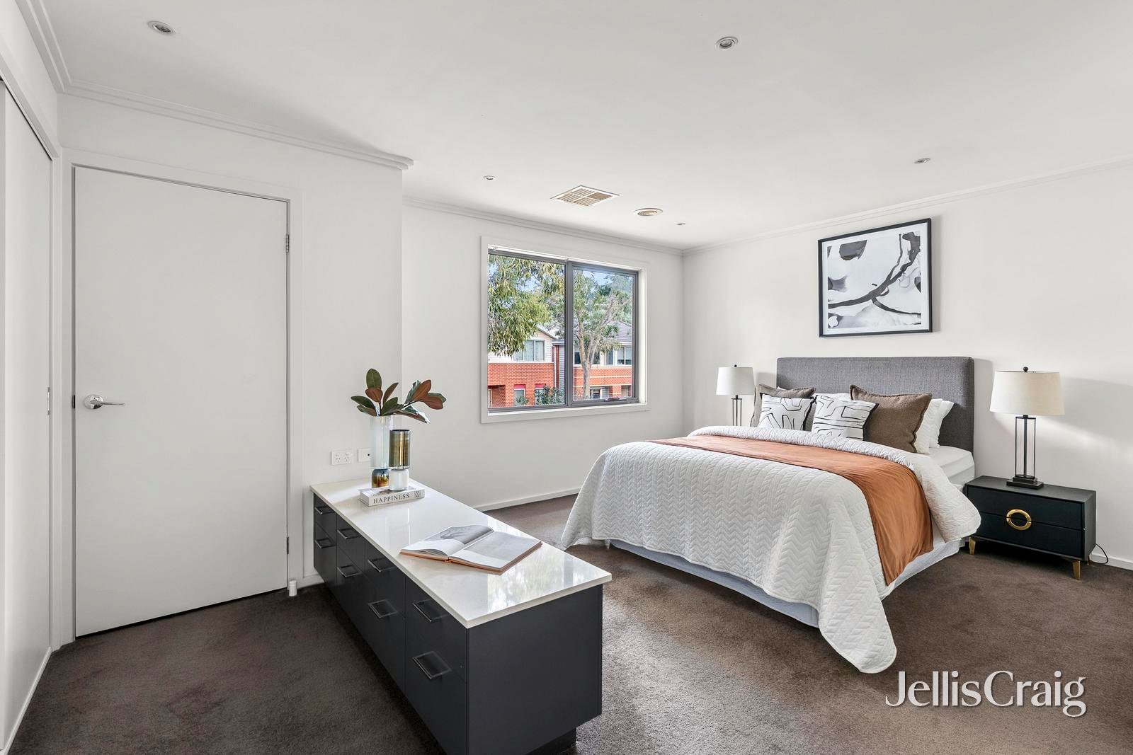 93 Parkville Avenue, Parkville image 9