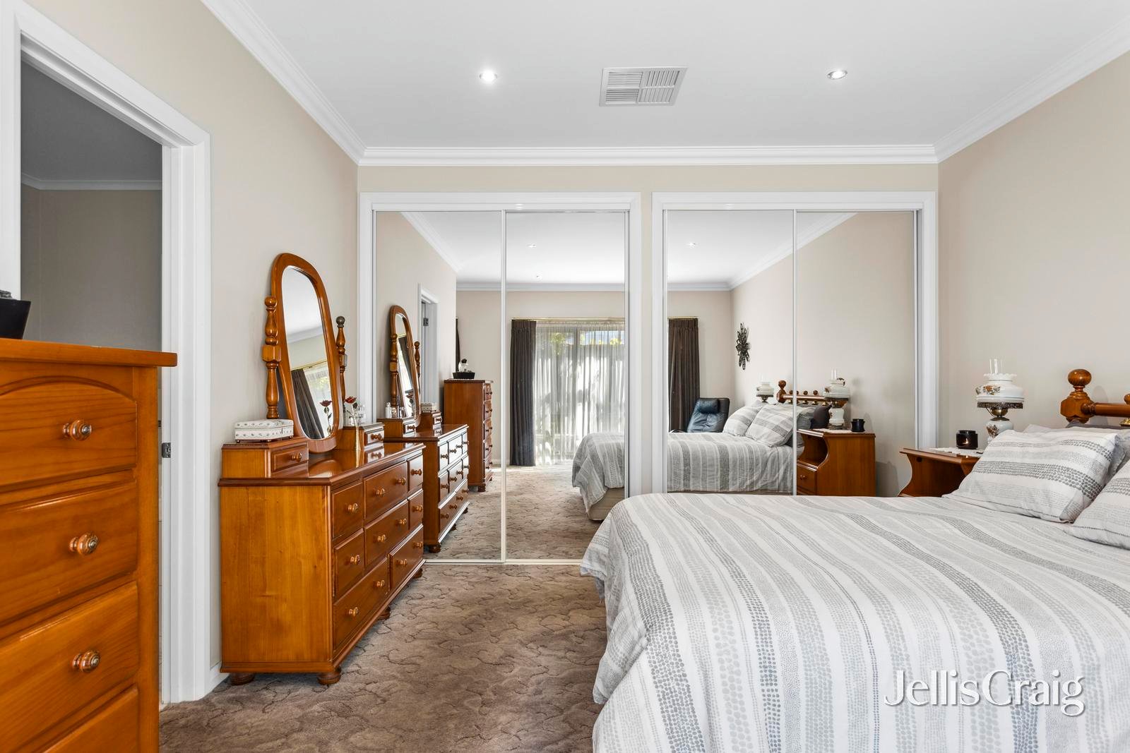 93 Stephen Street, Campbells Creek image 9