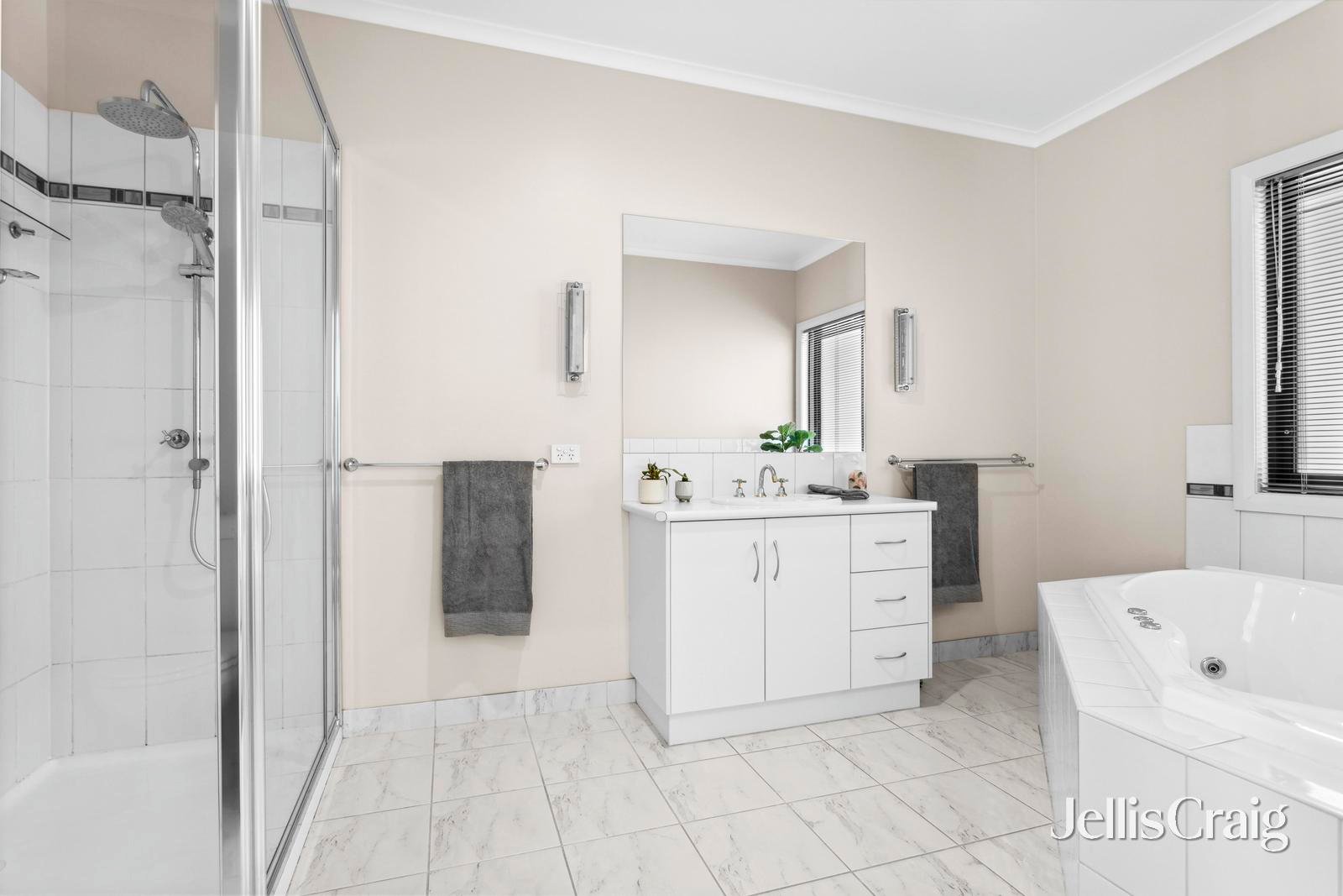 93 Stephen Street, Campbells Creek image 11