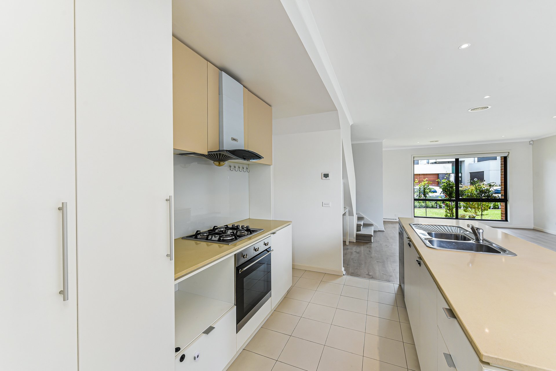 93 Waverley Park Drive, Mulgrave image 1