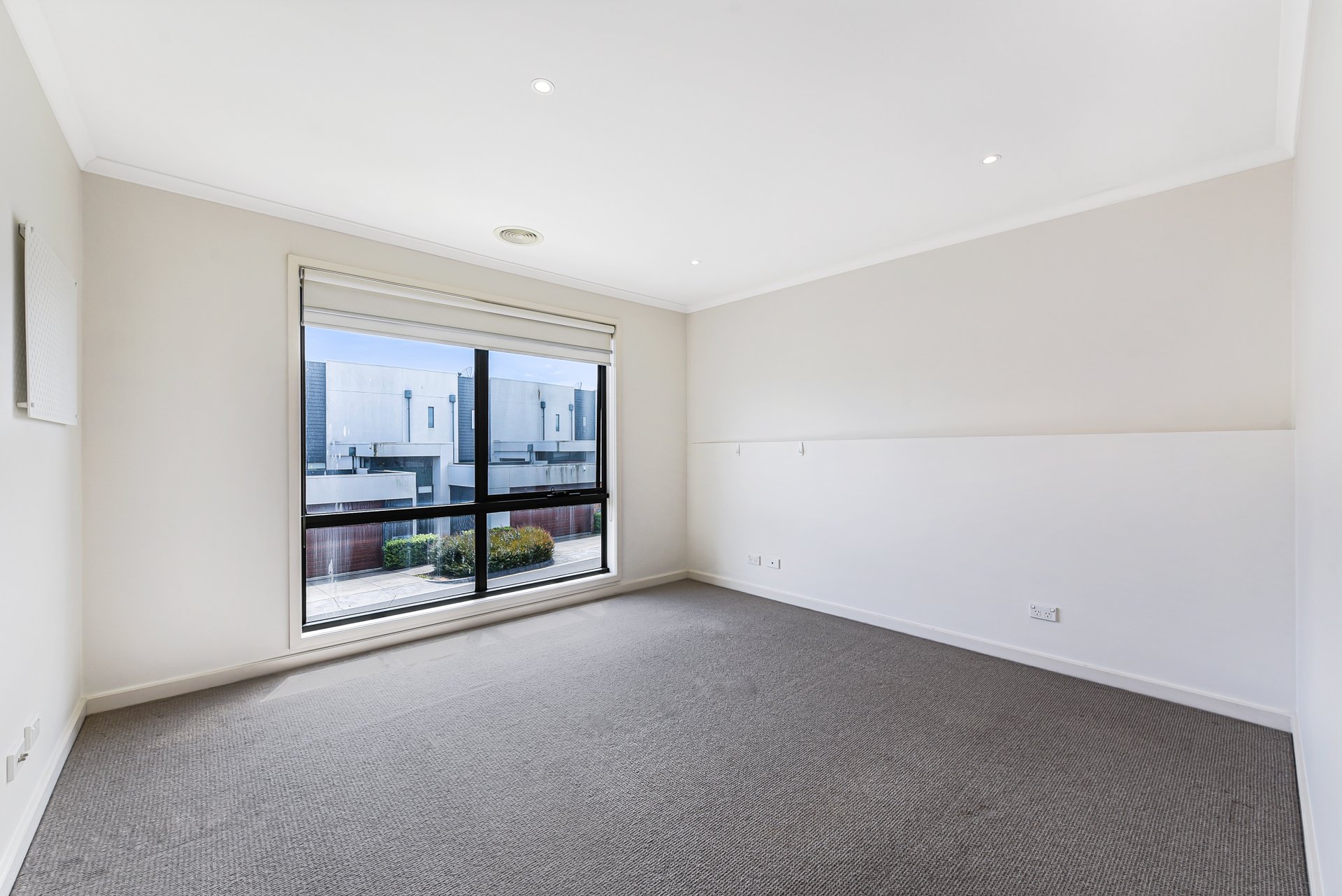 93 Waverley Park Drive, Mulgrave image 3