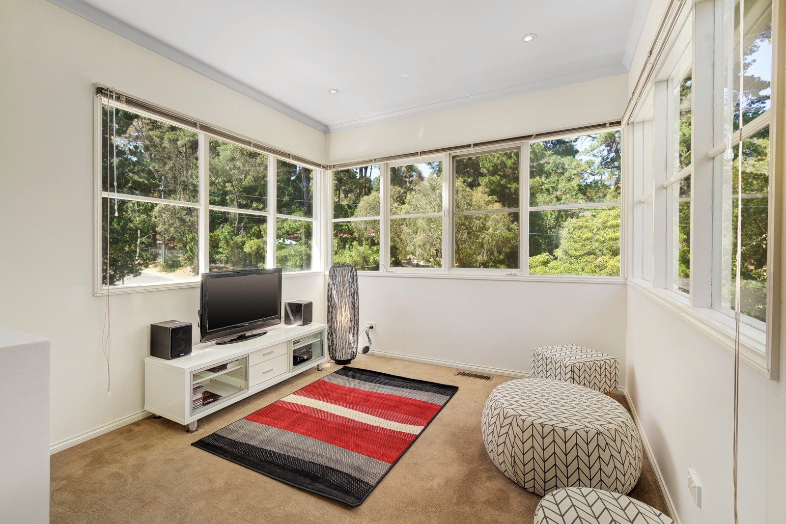 93 Woodhouse Road, Donvale image 6