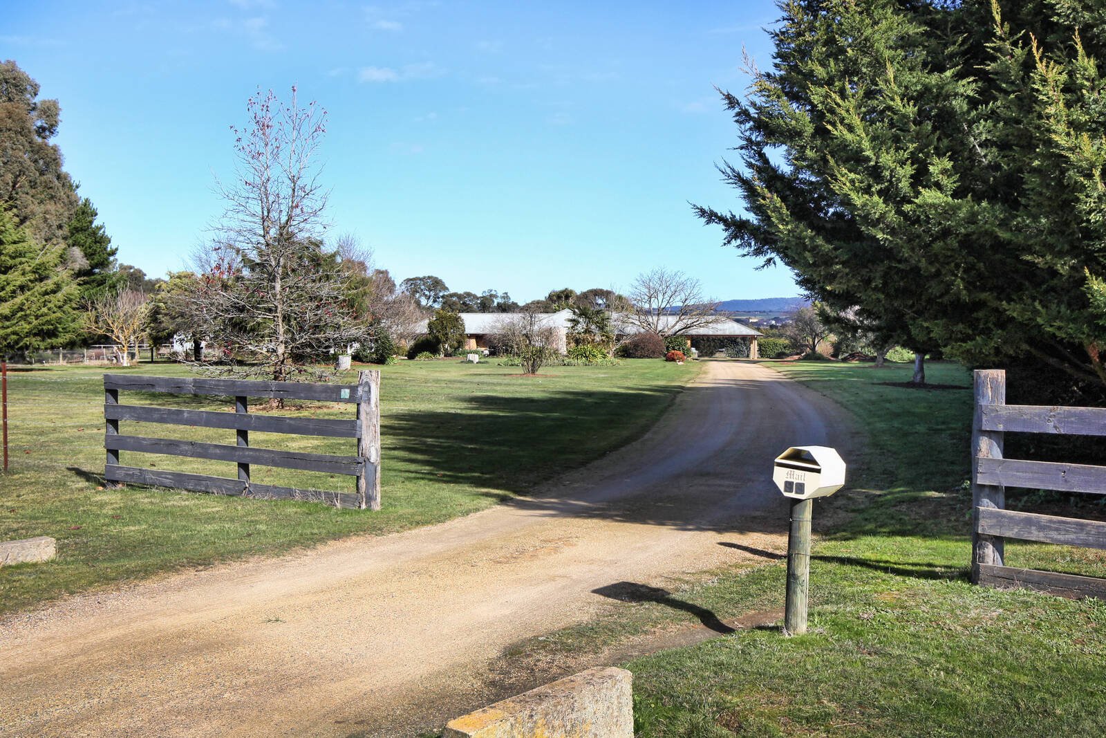 Property Gallery Thumbnail 3