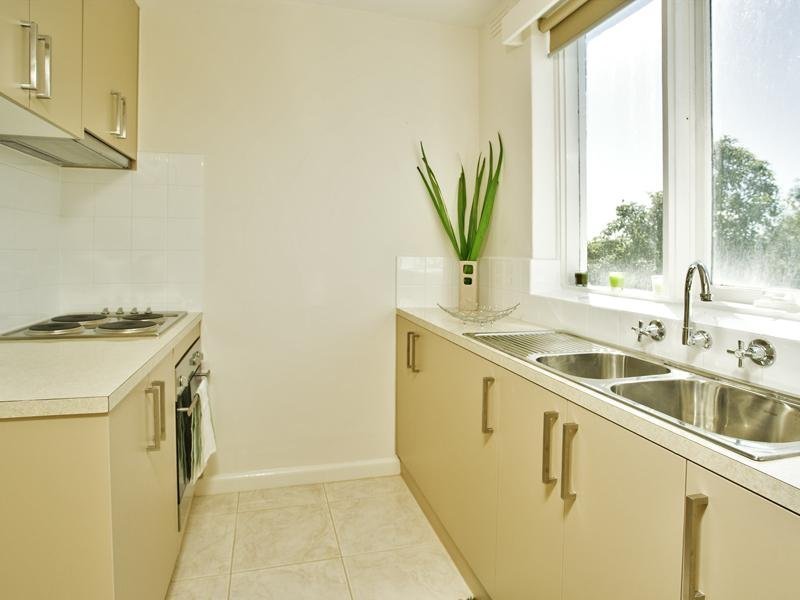 9/30 Bryant Street, Flemington image 2
