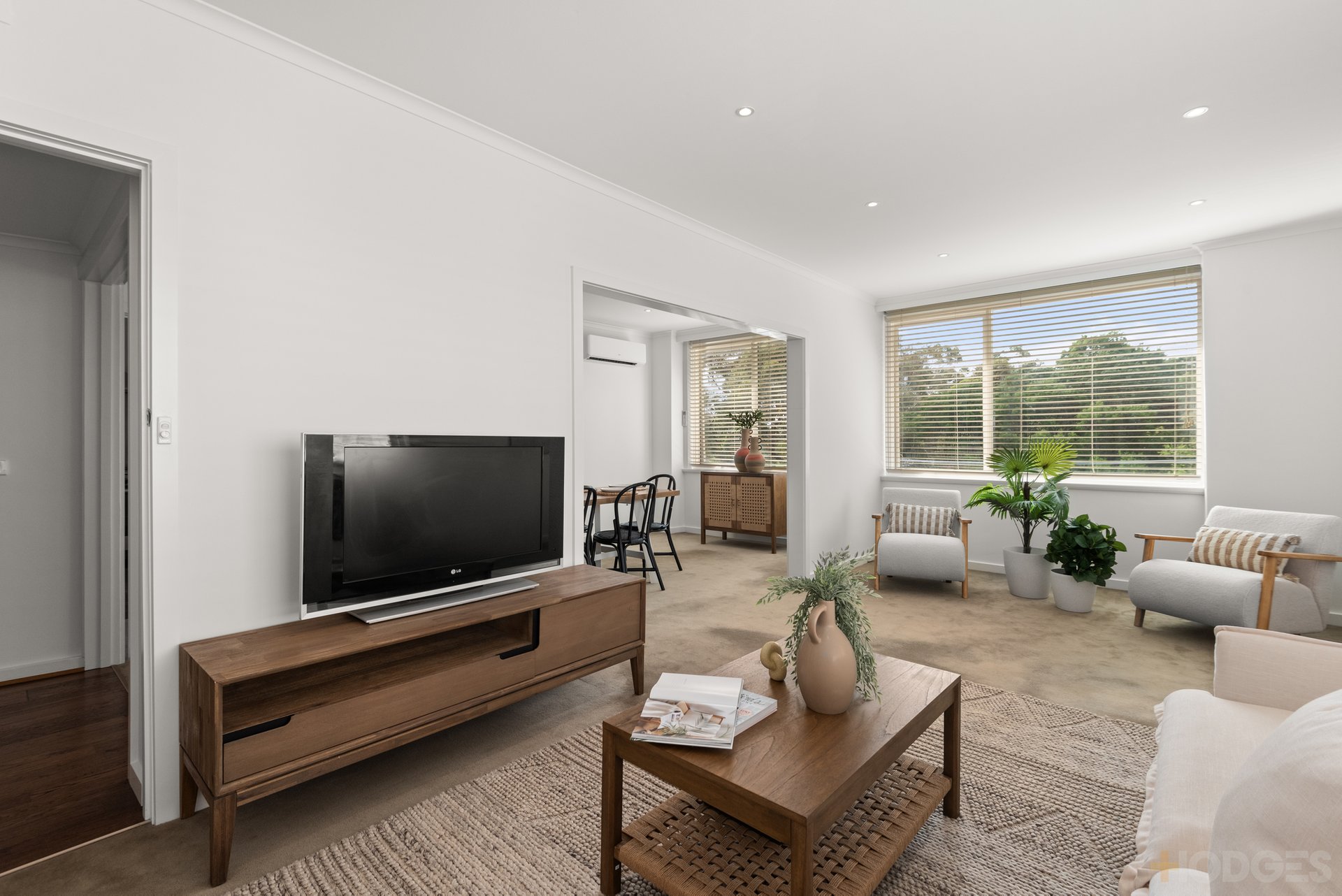 9 / 31 Dickens Street Elwood