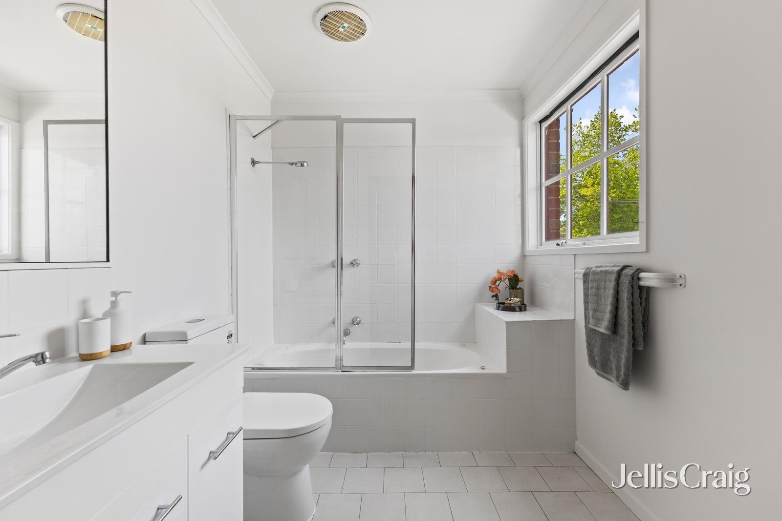 9/312-326 Barkers Road, Hawthorn image 8