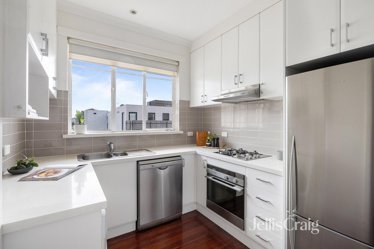 9/32 Williams Road, Prahran image 4