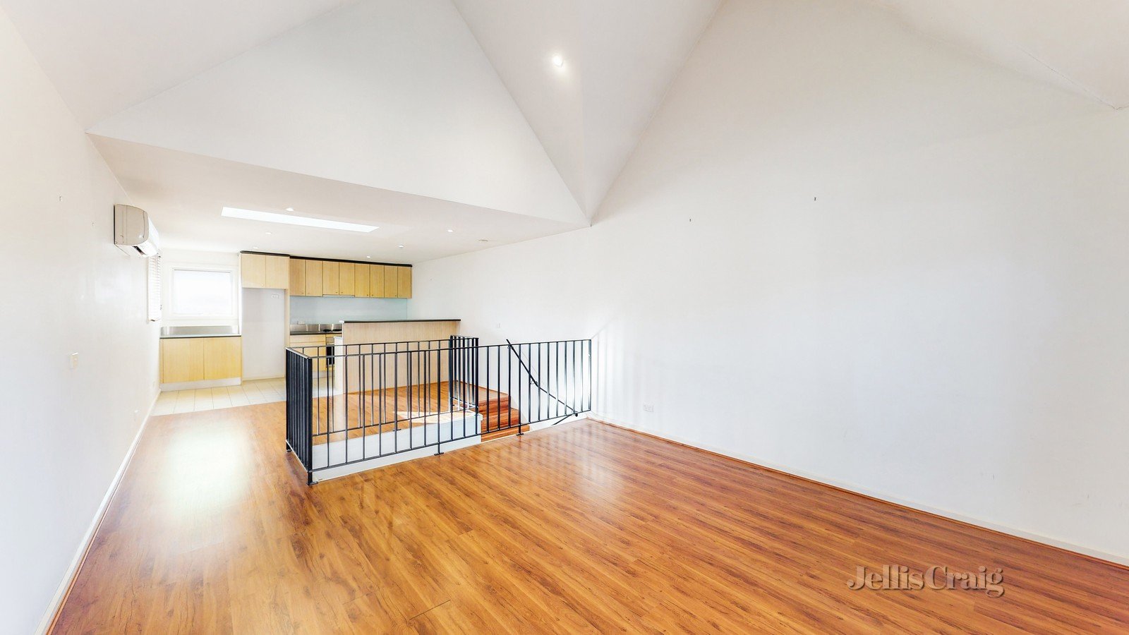 9/33-35 Burke Road, Malvern East image 1