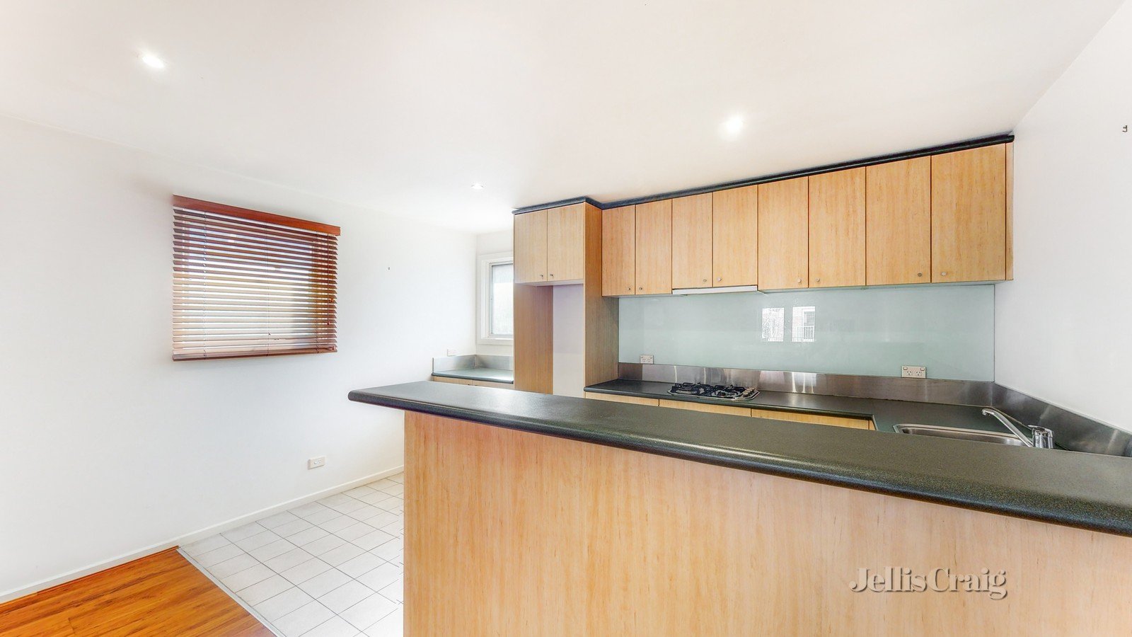9/33-35 Burke Road, Malvern East image 5