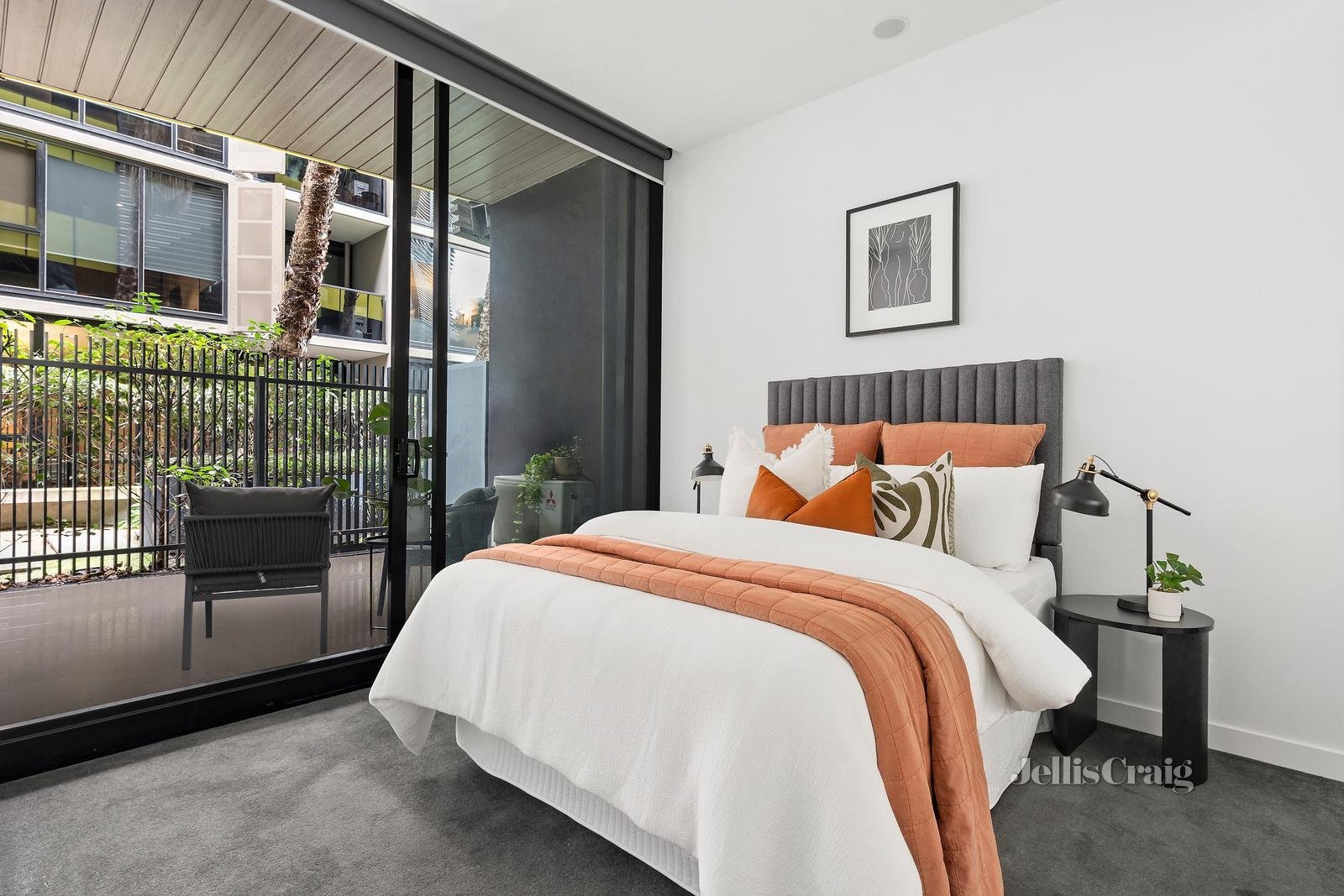 9/33 Blackwood Street, North Melbourne image 5