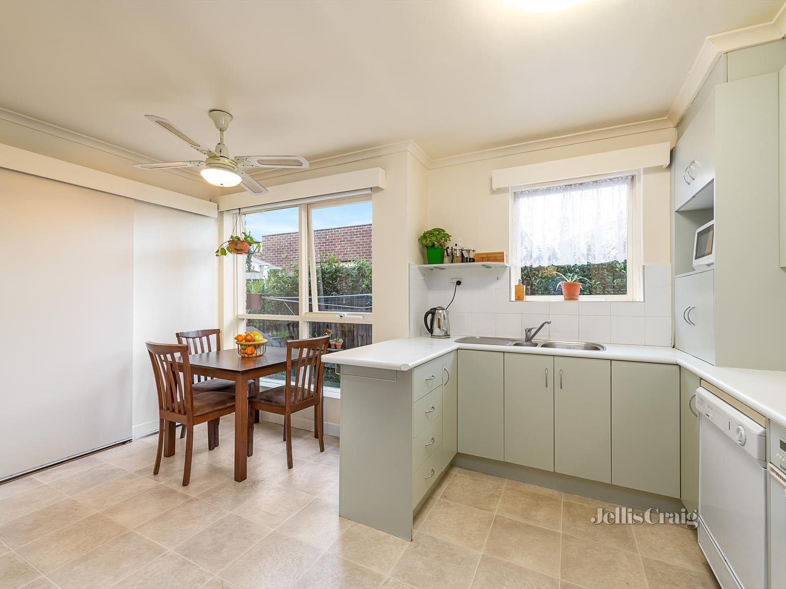 9/33 McLean Street, Brunswick West image 4