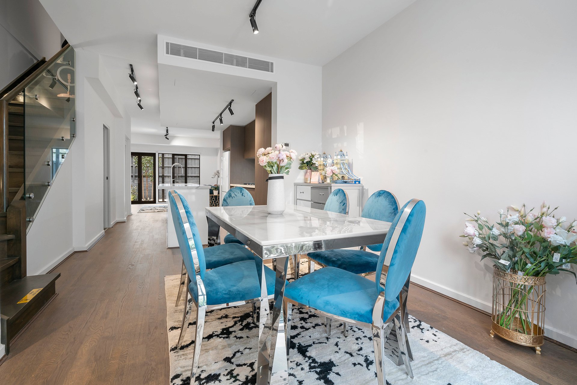 Property Gallery Thumbnail 3