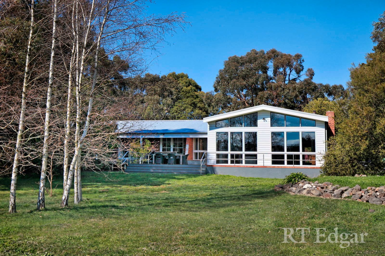 Property Gallery Thumbnail 3