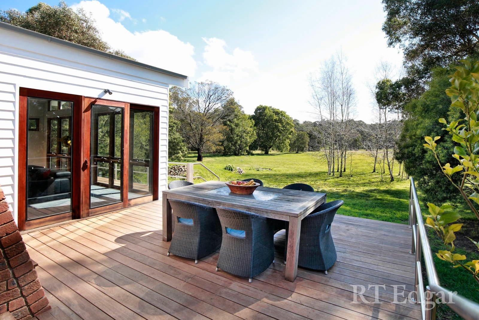 Property Gallery Thumbnail 16