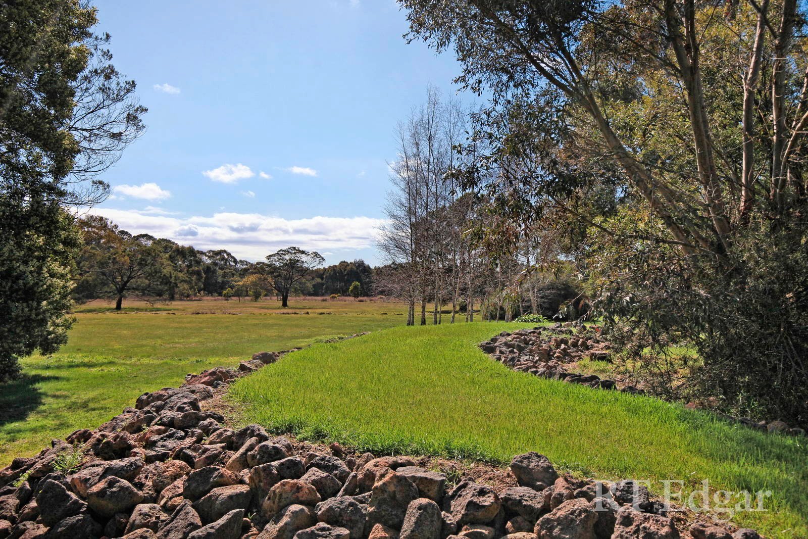 Property Gallery Thumbnail 17
