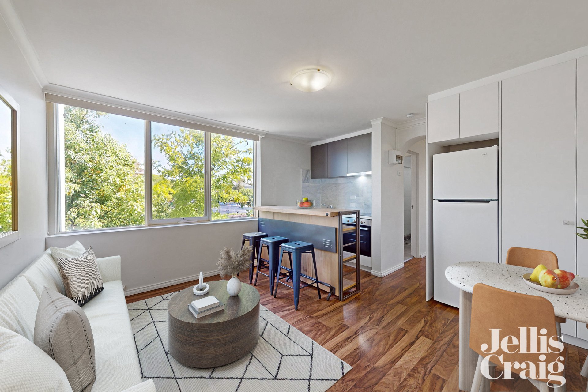 9/34 Mathoura Road, Toorak image 3