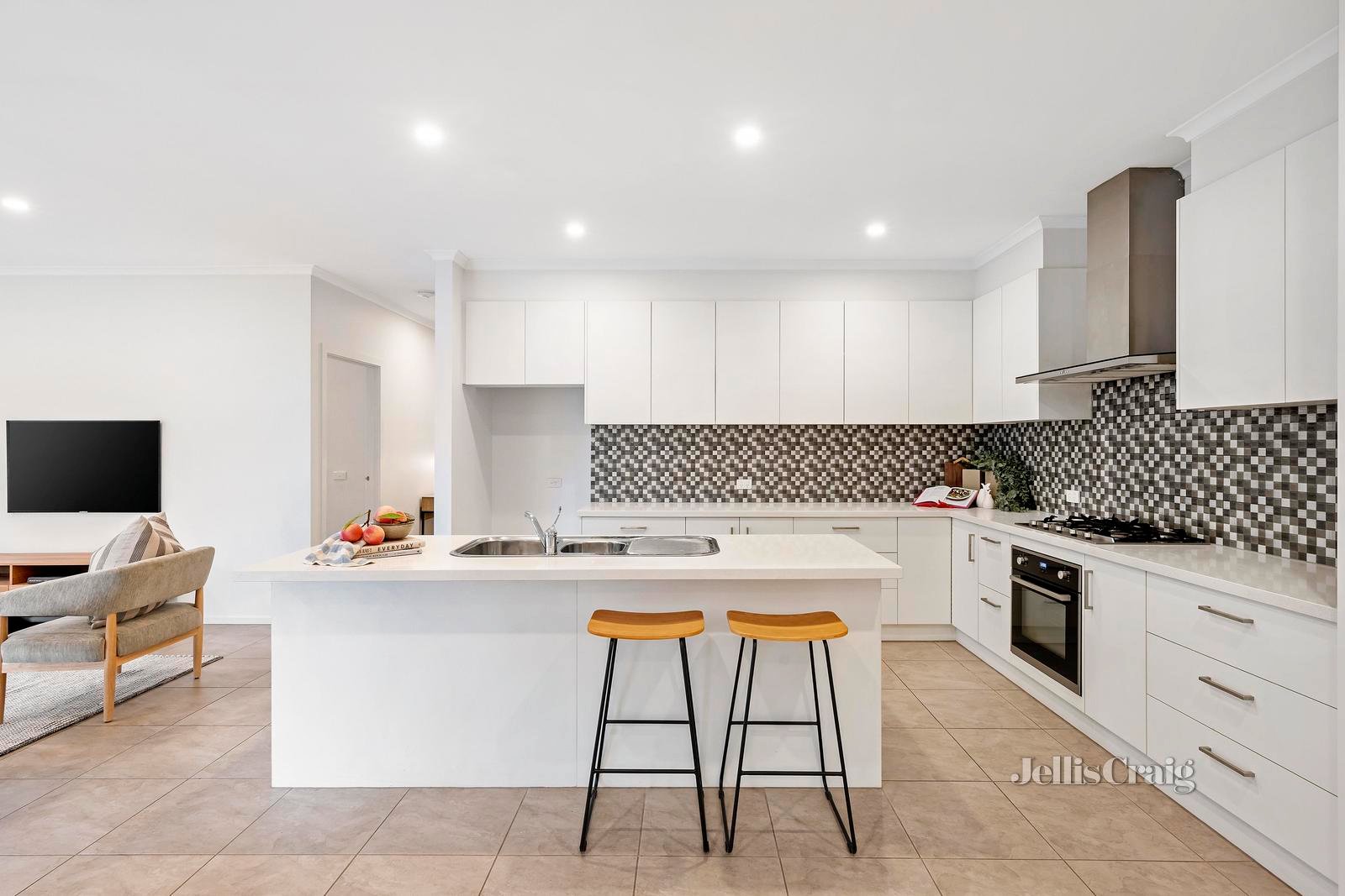 935 Mountain Highway, Bayswater image 3