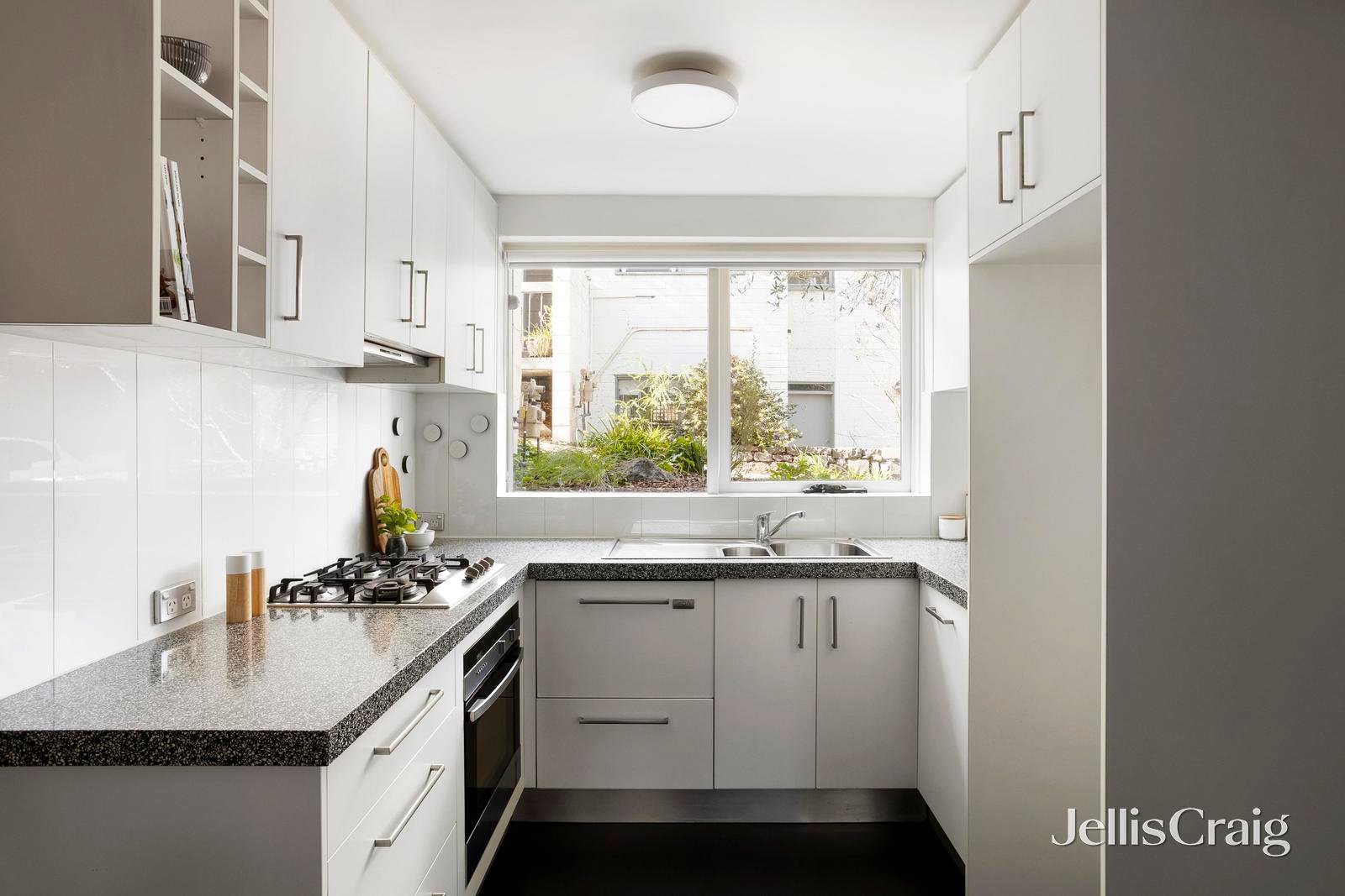 9/35 Park Crescent, Fairfield image 5