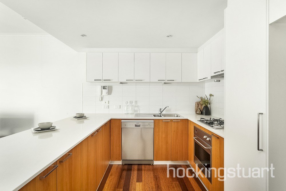 9/350 Mont Albert Road, Mont Albert image 6
