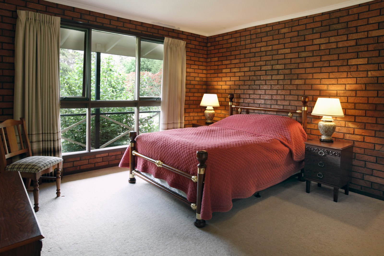 Property Gallery Thumbnail 6