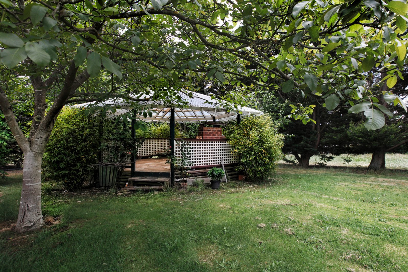 Property Gallery Thumbnail 9