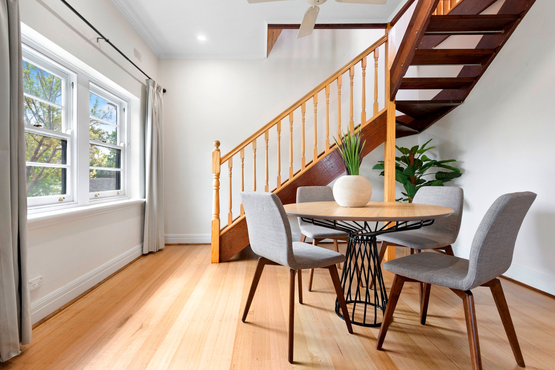 Property Gallery Thumbnail 6