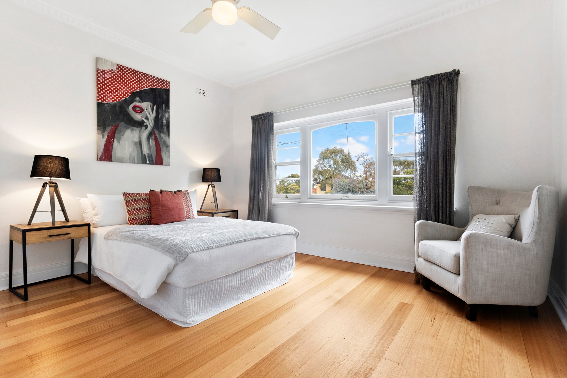 Property Gallery Thumbnail 7