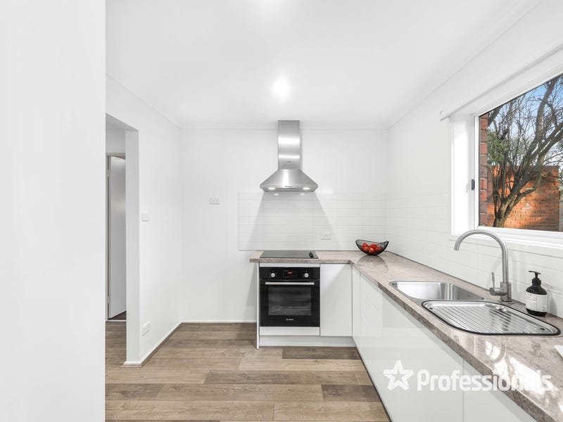 9/37-41 Glen Park Road, Bayswater North image 4