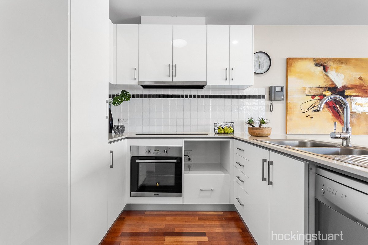 9/39-41 Flemington Street, Flemington image 6