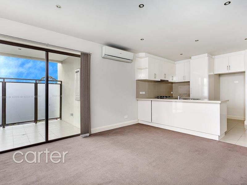 9/4 Browns Avenue, Ringwood image 1