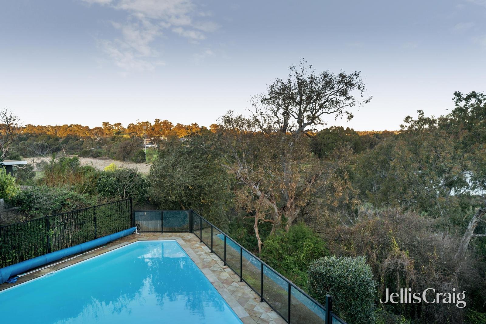 94 Buckingham Drive, Heidelberg image 2
