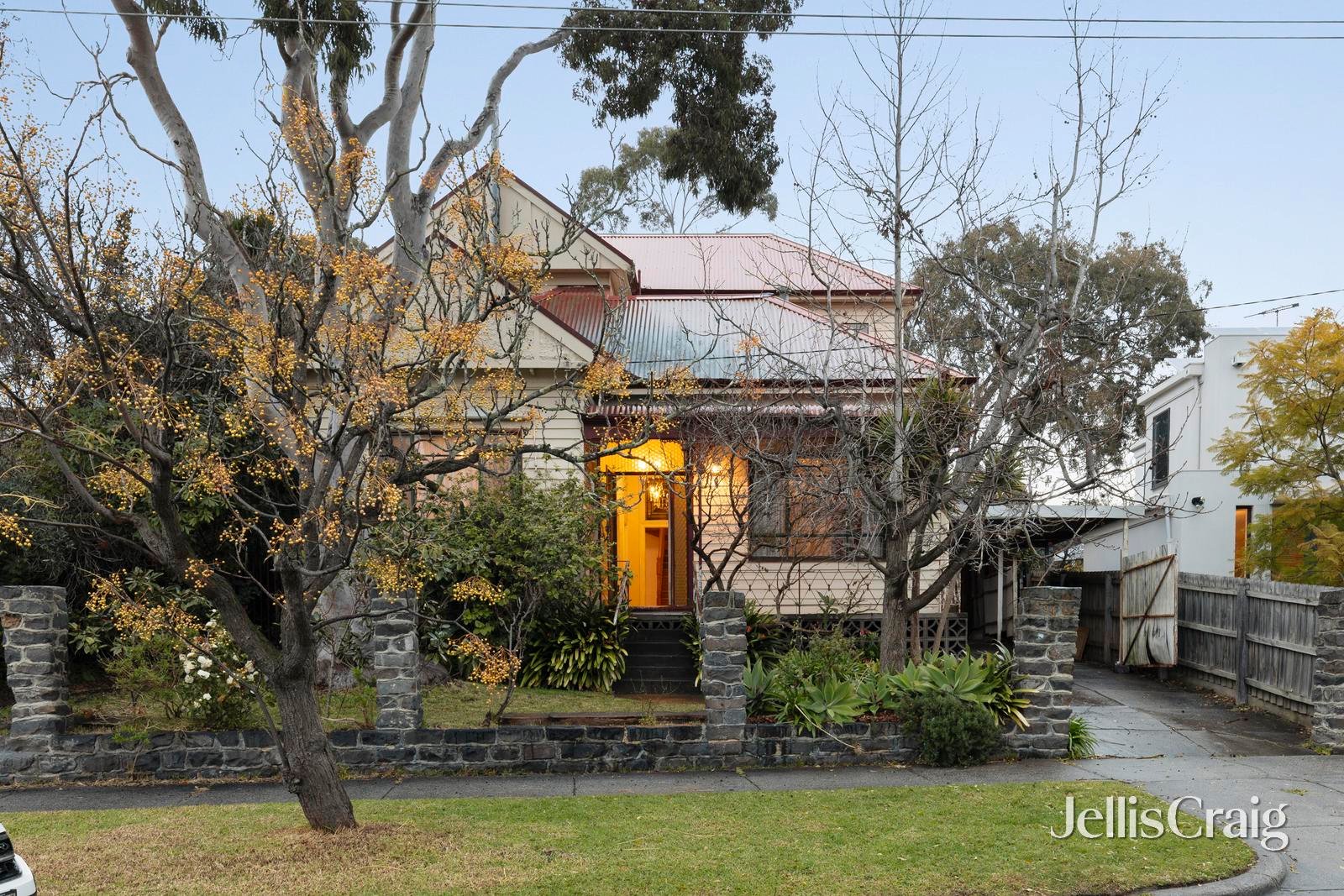 94 Disraeli Street, Kew image 17