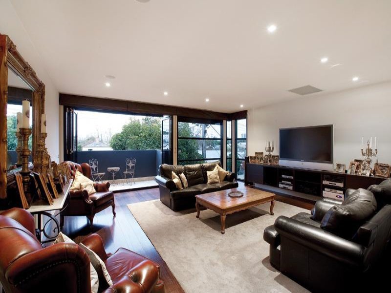94 Heath Street, Port Melbourne image 6