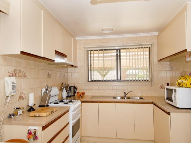 94 Hendy Street, Corio image 3