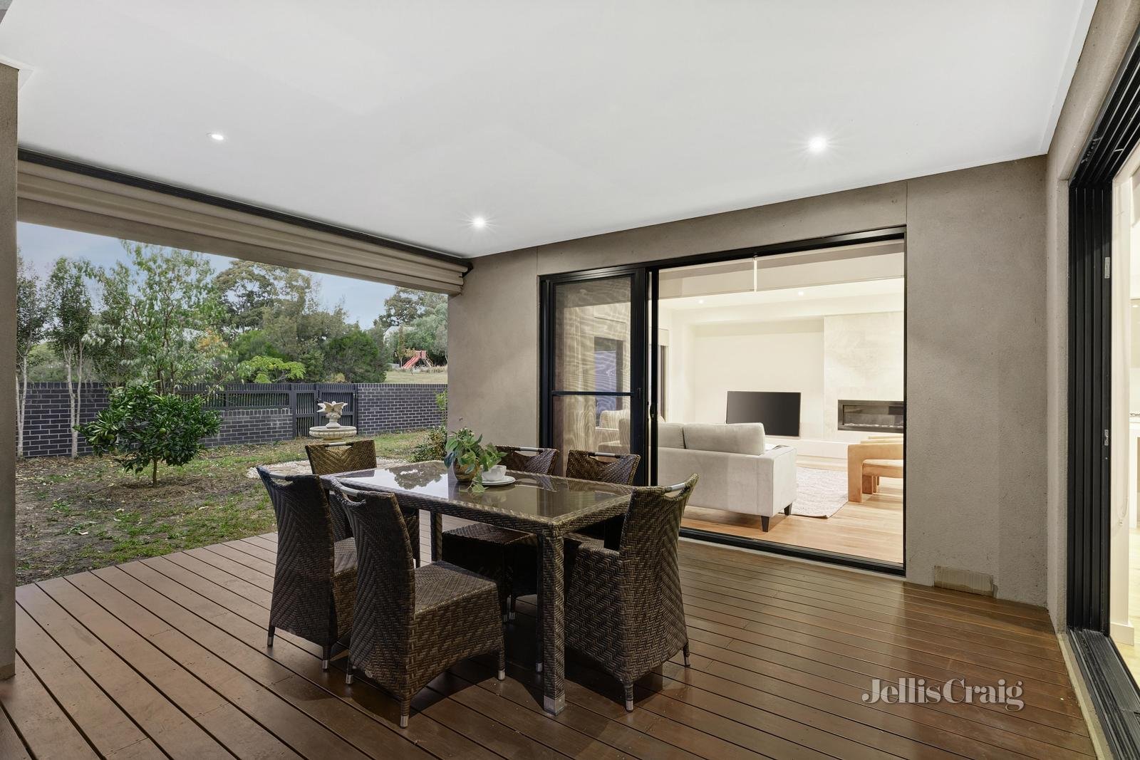 94 Main Drive, Kew image 11