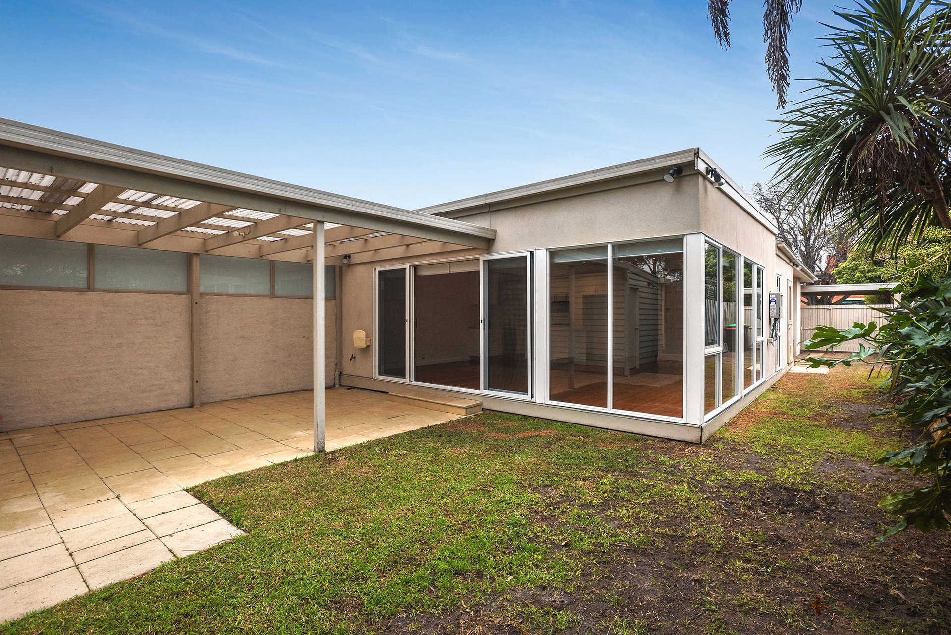 94 Mentone Parade Mentone