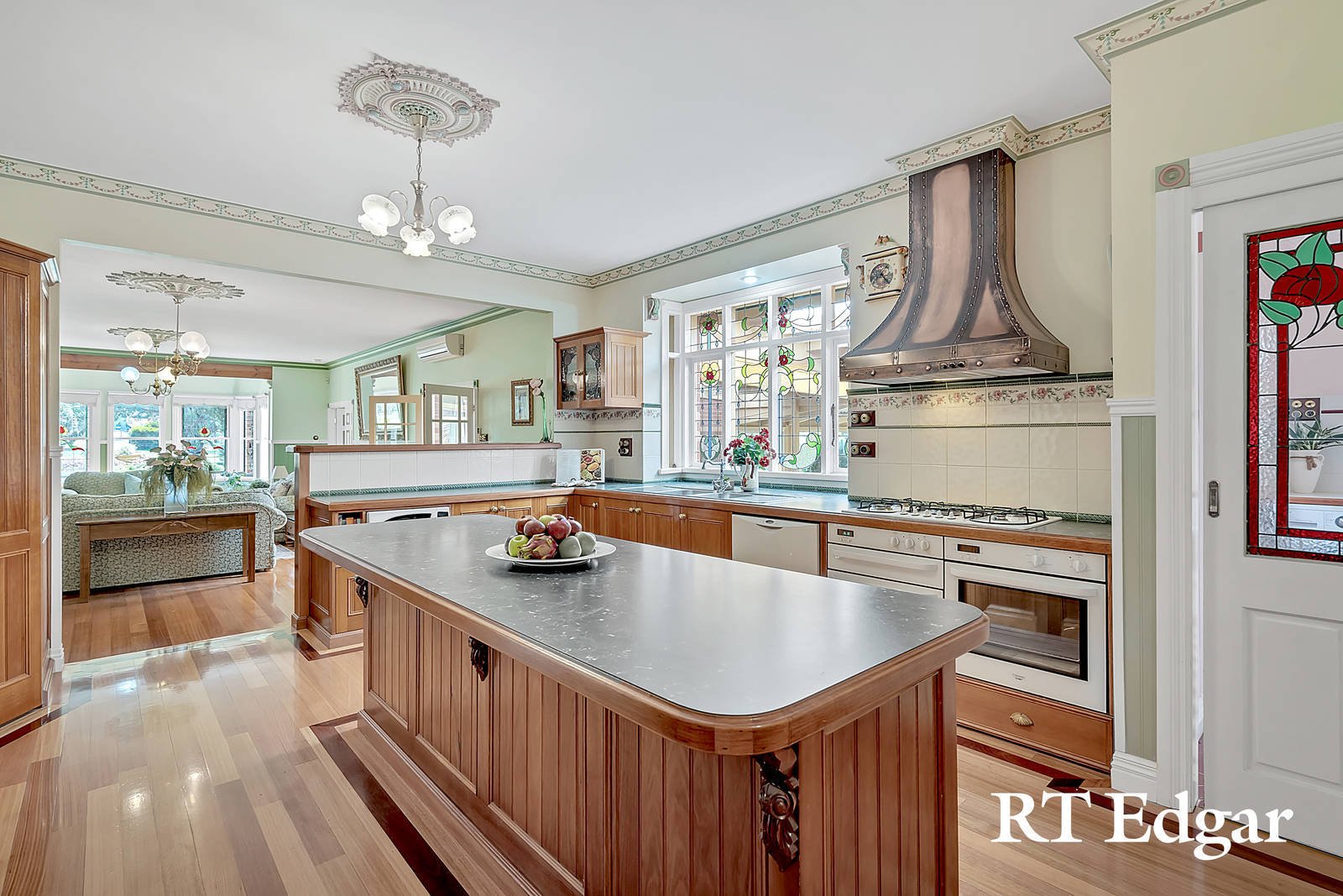 Property Gallery Thumbnail 10