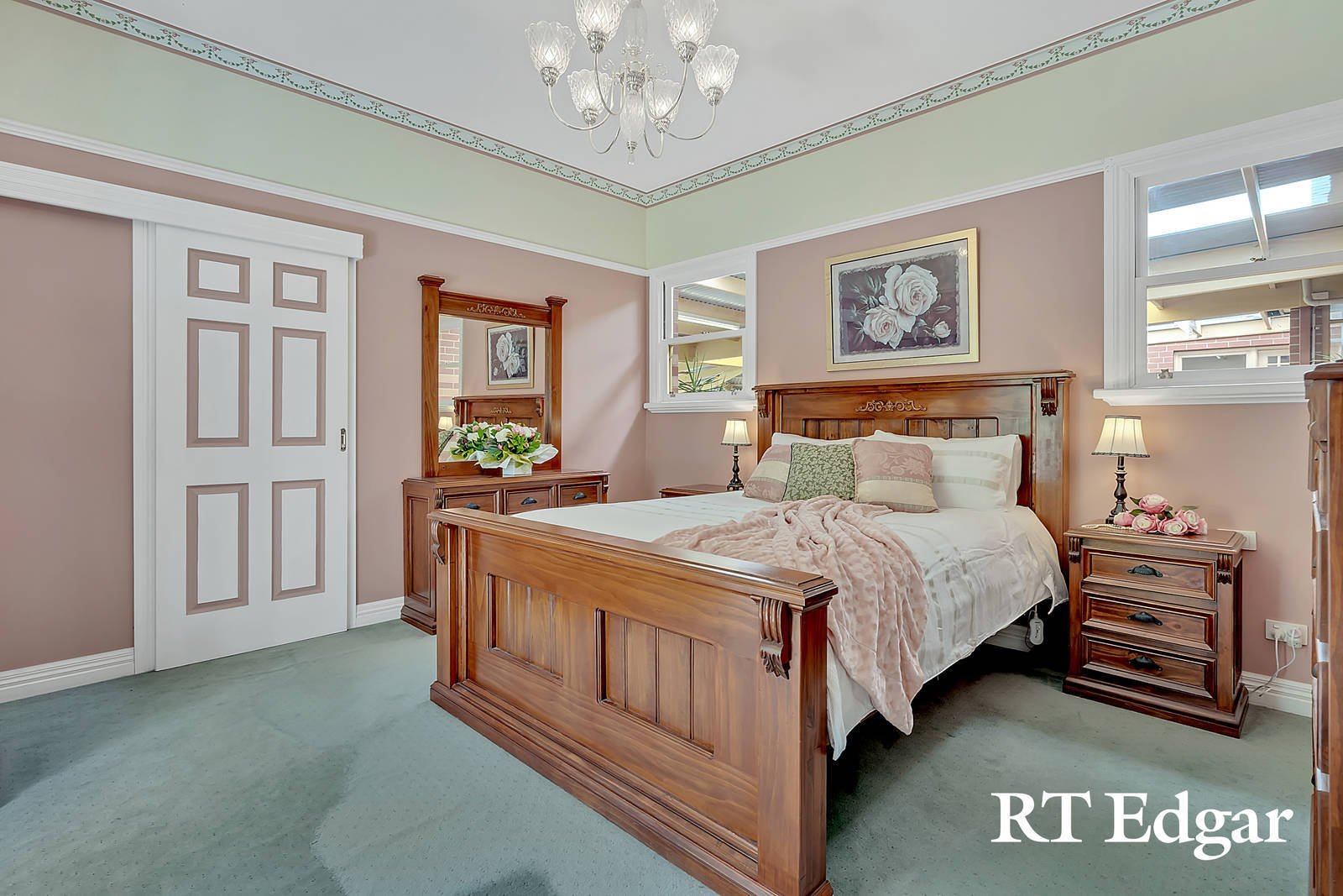 Property Gallery Thumbnail 17