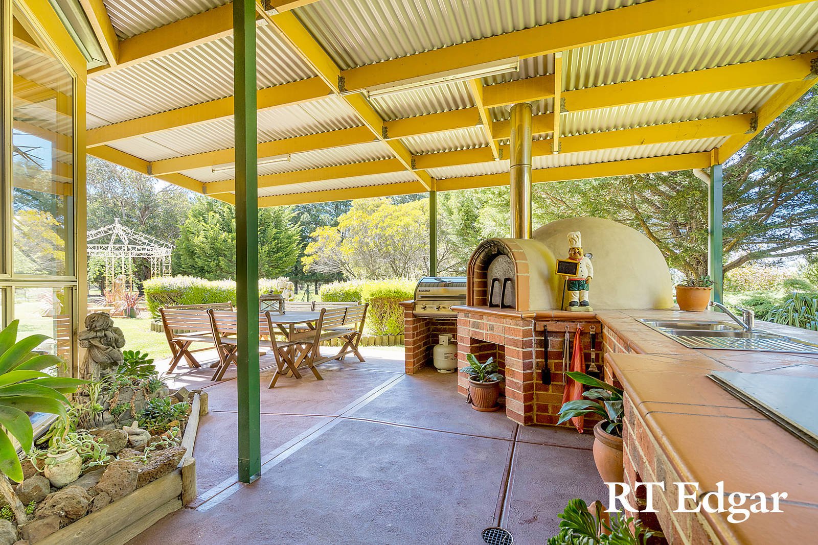 Property Gallery Thumbnail 24