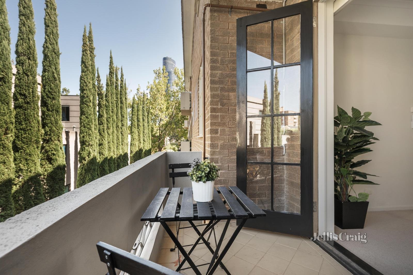 9/4 Rockley Road, South Yarra image 6