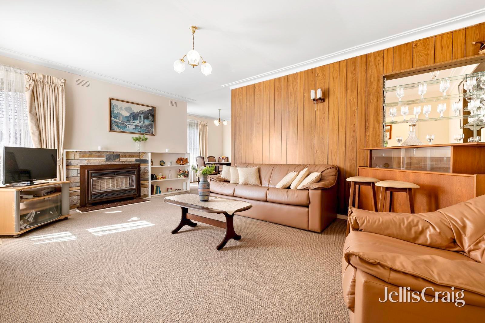 94 Shafer Road, Blackburn&nbsp;North image 2