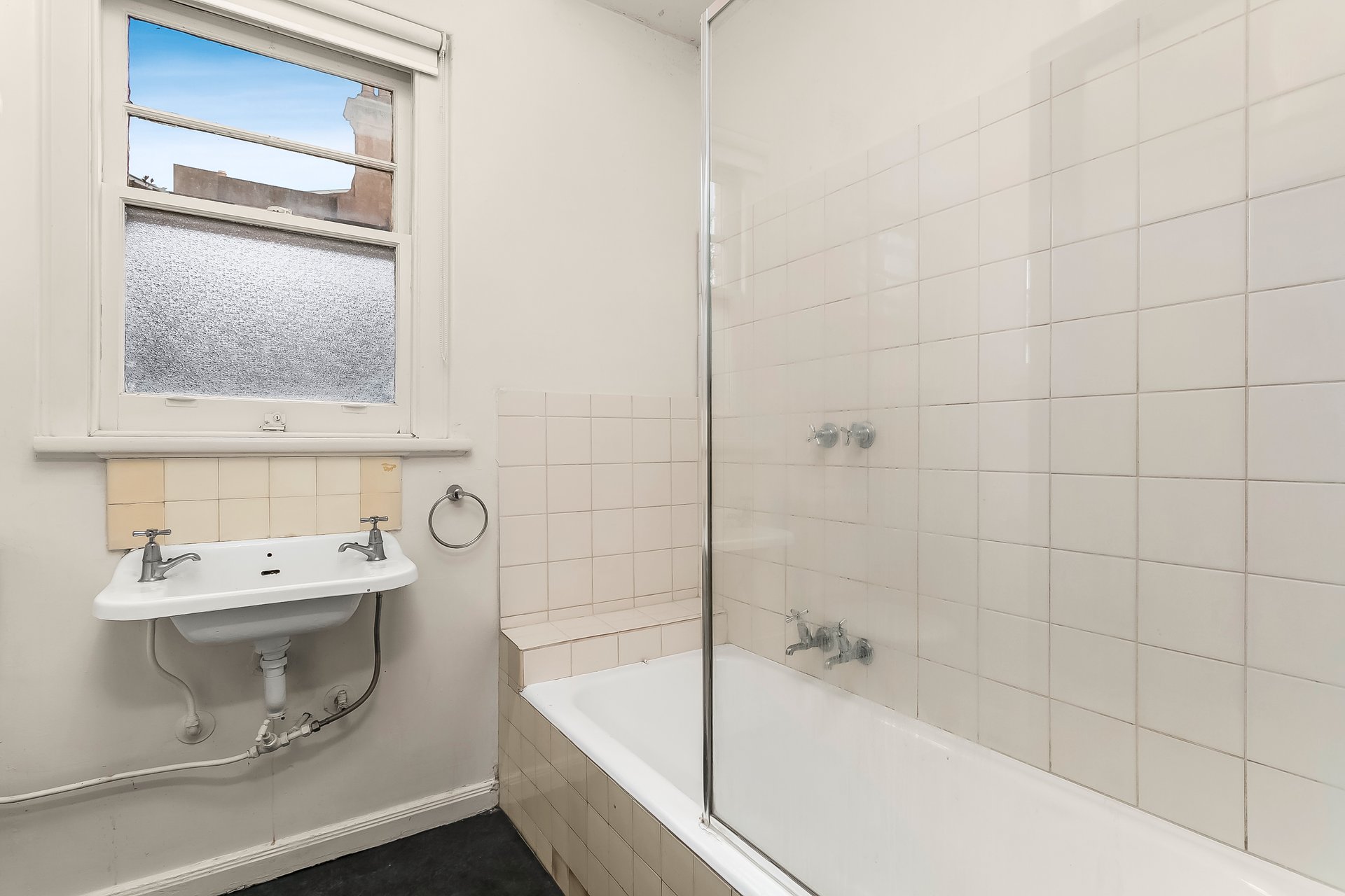 Property Gallery Thumbnail 6