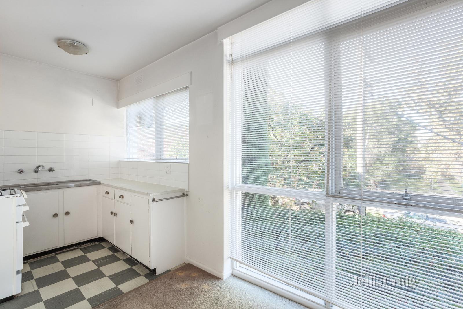 9/43 Kensington Road, South Yarra image 4