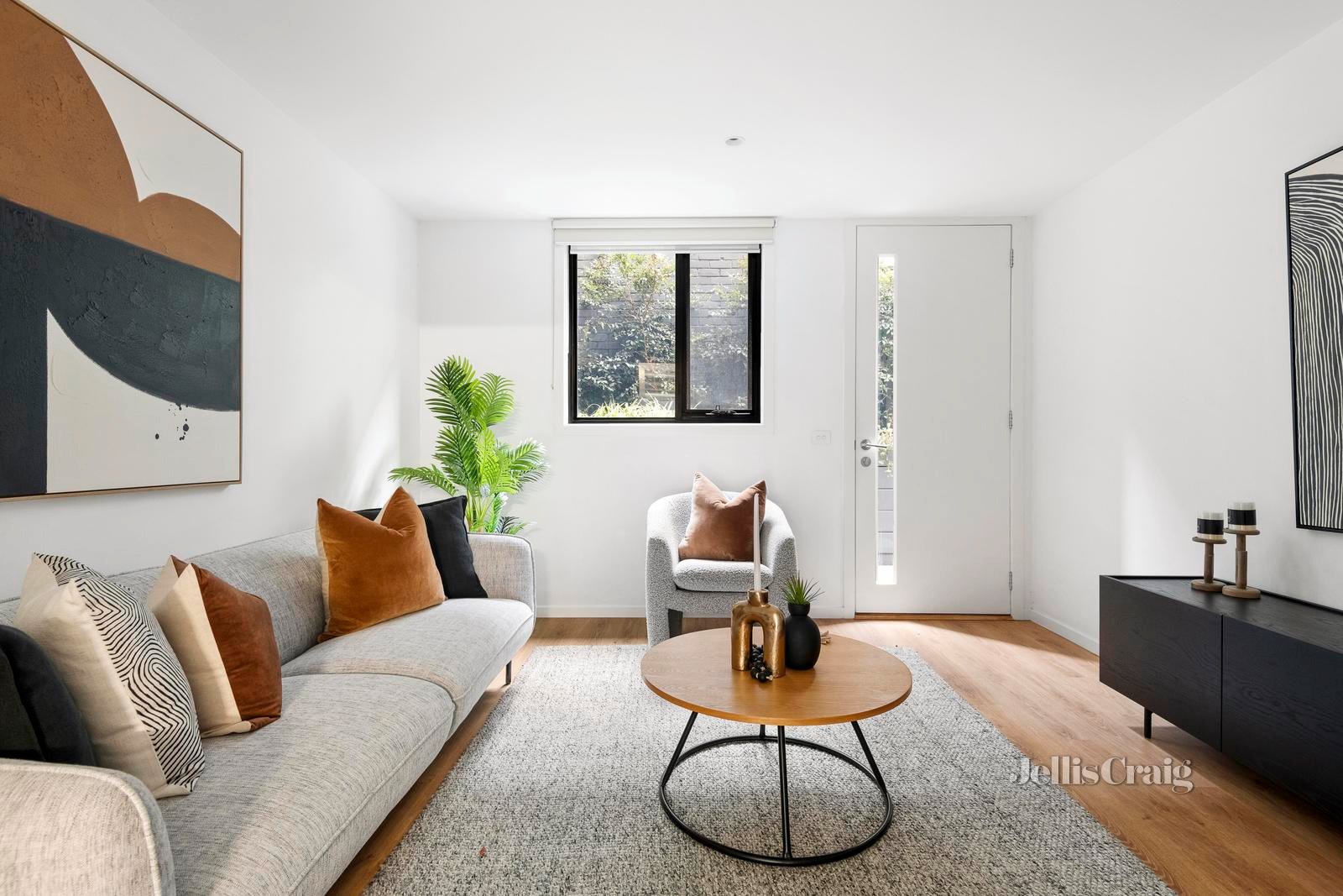 9/43 Nicholson Street, Abbotsford image 2