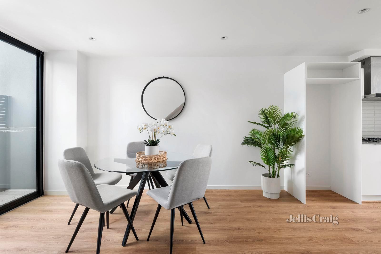 9/43 Nicholson Street, Abbotsford image 8