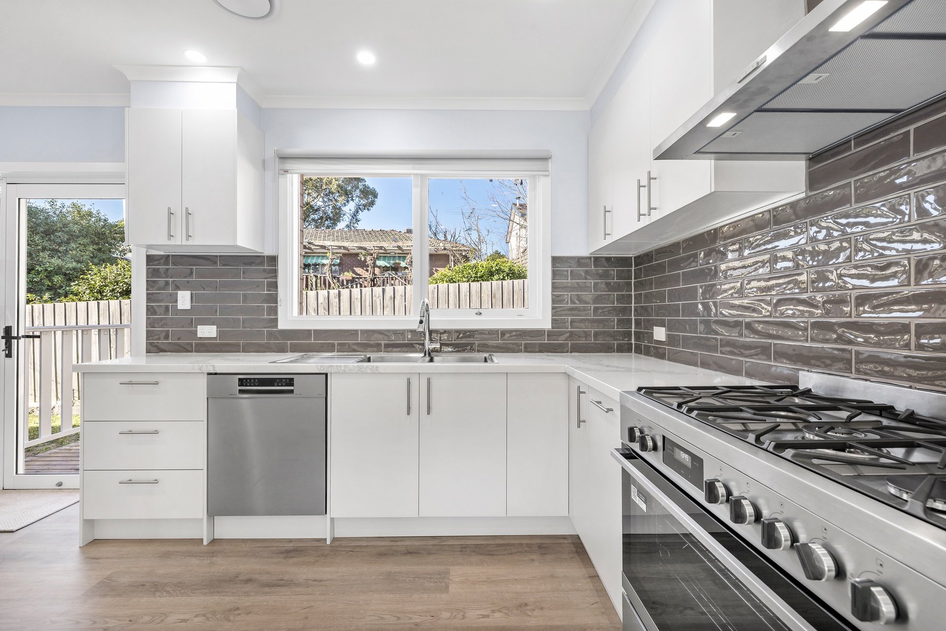 9/439 Waverley Road, Mount&nbsp;Waverley image 4
