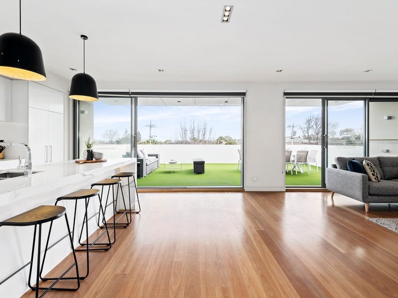 Property Gallery Thumbnail 3