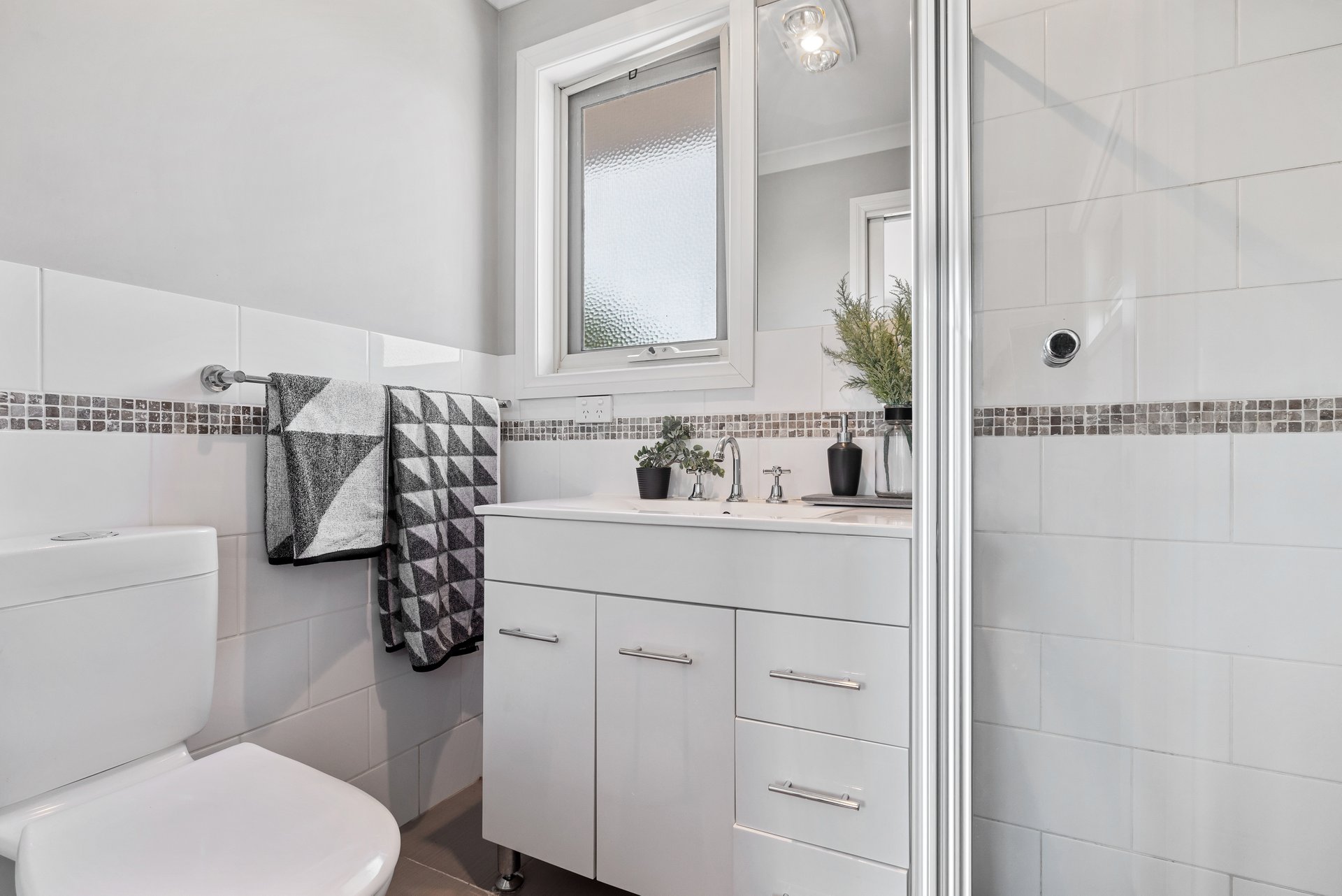 9/48 Lusher Road, Croydon image 8