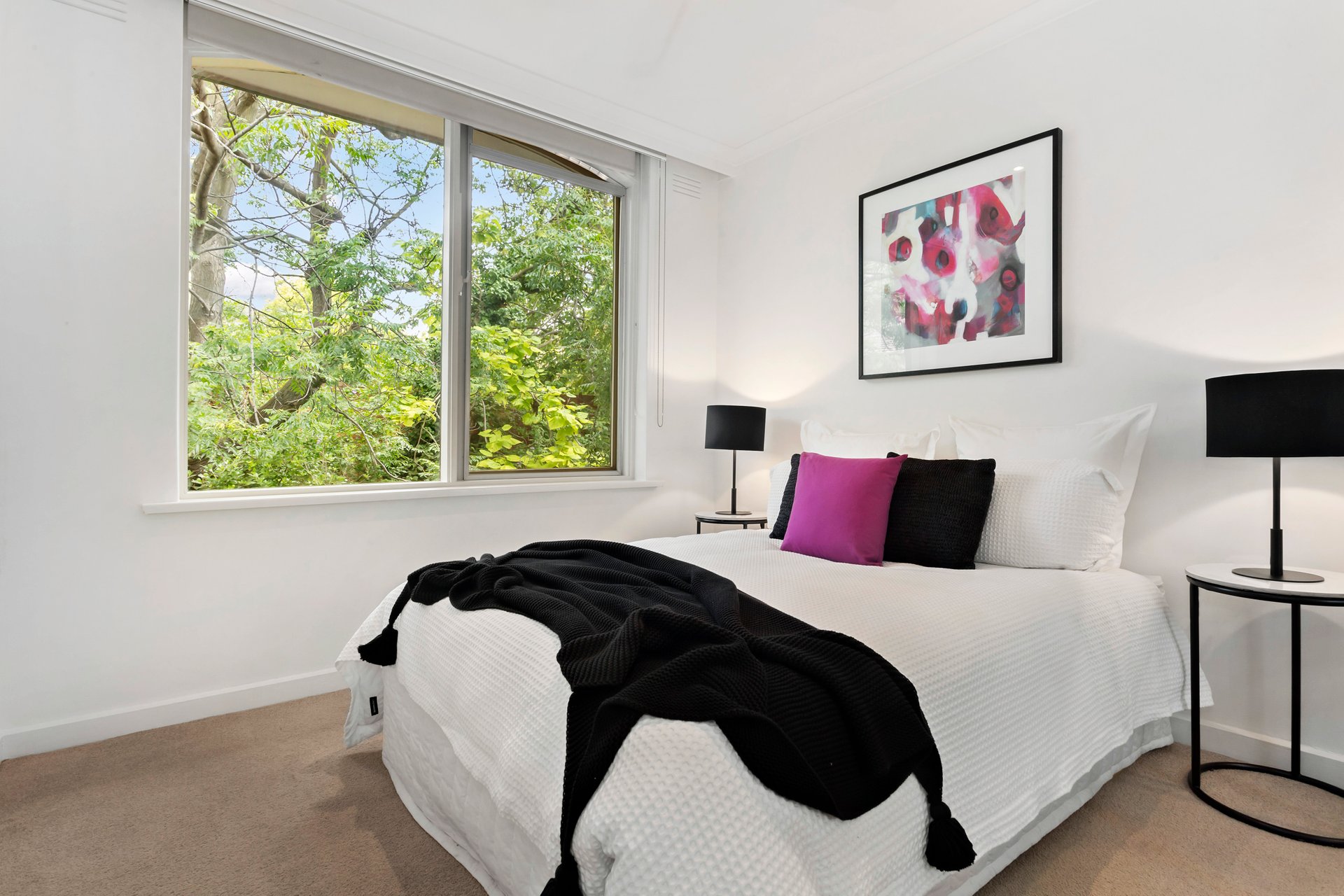 Property Gallery Thumbnail 6