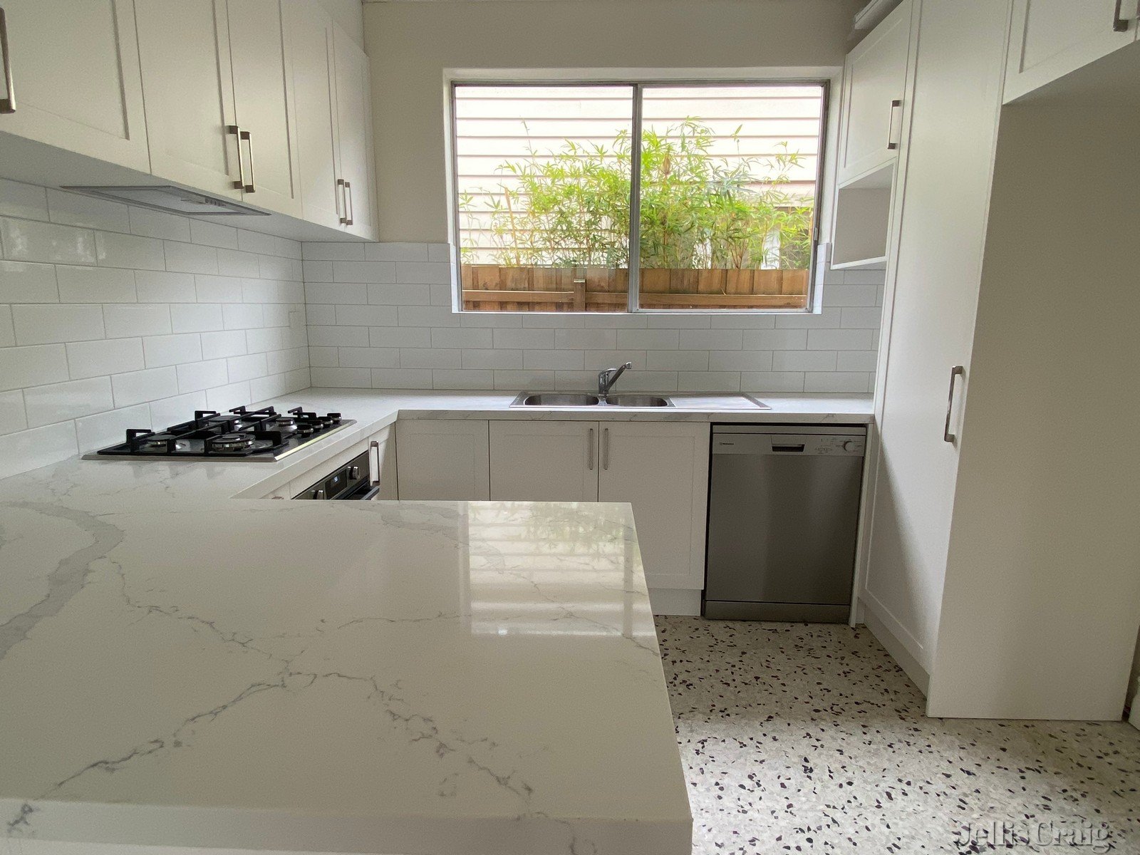 95 Beaconsfield Parade, Northcote image 1